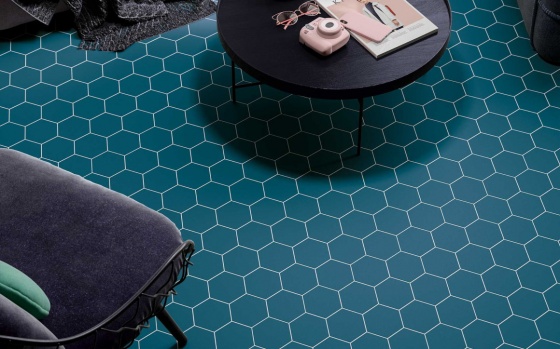 Bee (DNA Tiles)