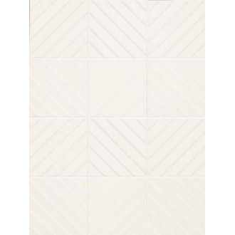 E062 4D Diagonal White 20х20