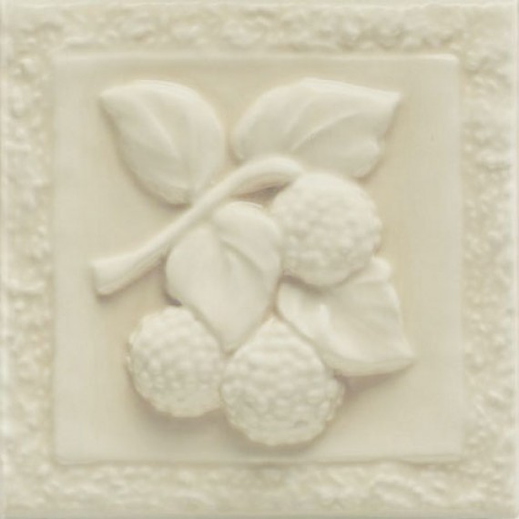 Керамическая плитка BB01 BLACKBERRY MAGNOLIA 13x13