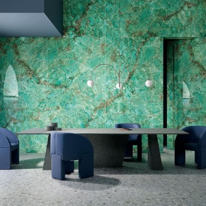 Amazon (Moreroom Stone)