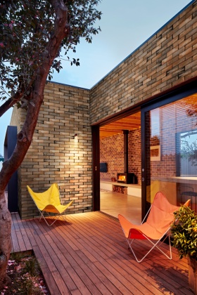 Brick House (Beryoza Ceramica)
