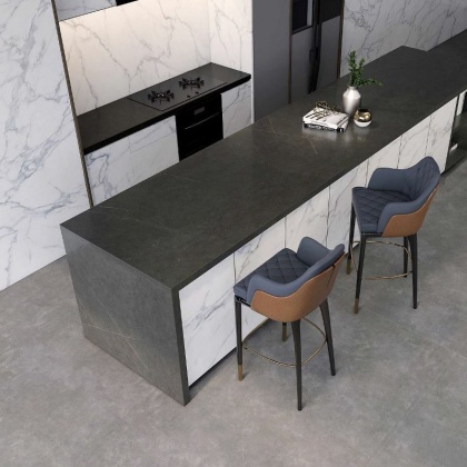 Bulgaria (Moreroom Stone)